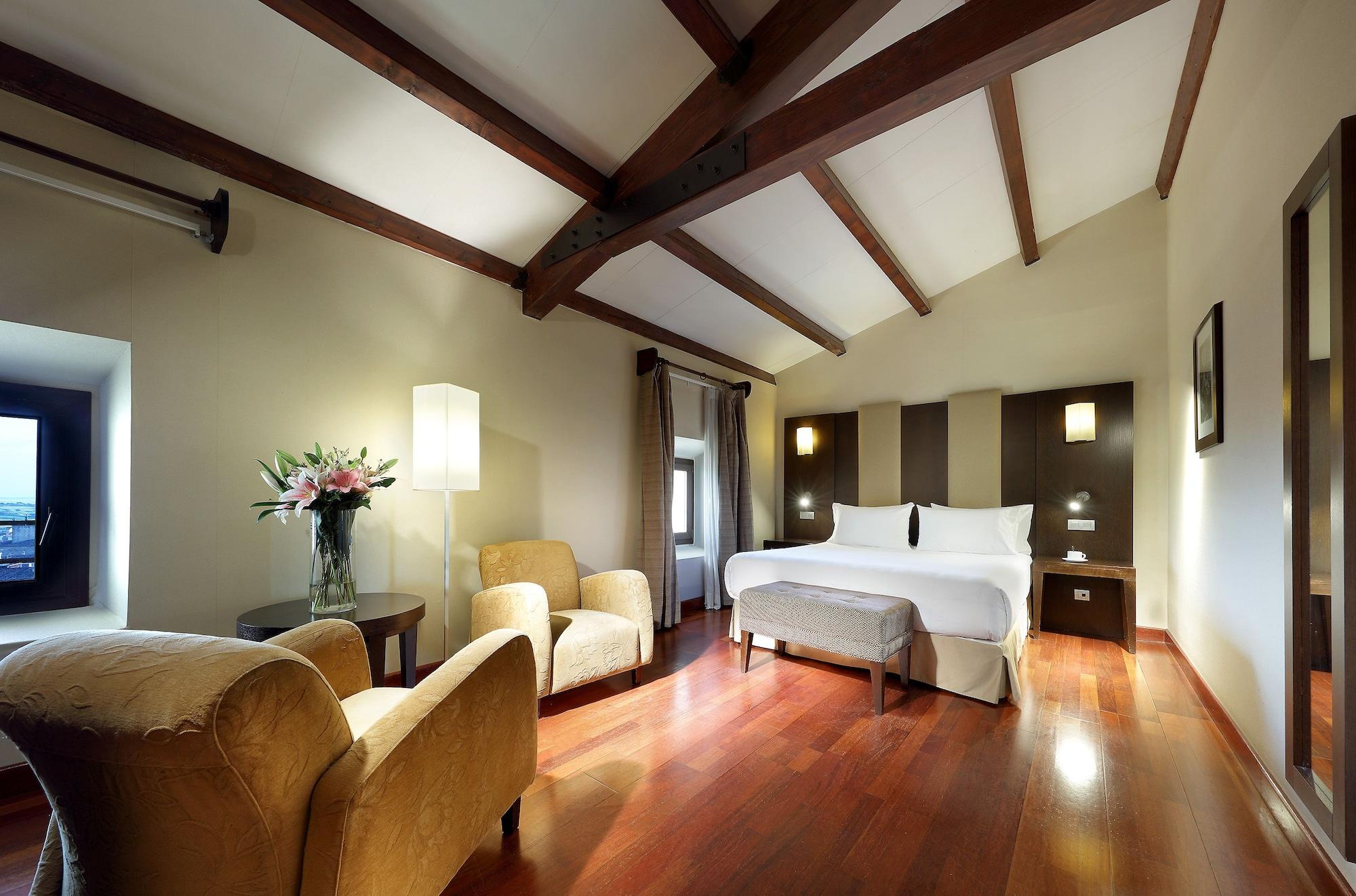 Eurostars Palacio De Santa Marta Trujillo Bagian luar foto