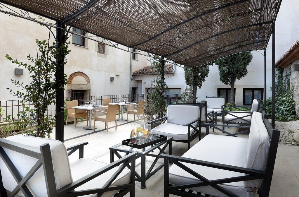 Eurostars Palacio De Santa Marta Trujillo Bagian luar foto