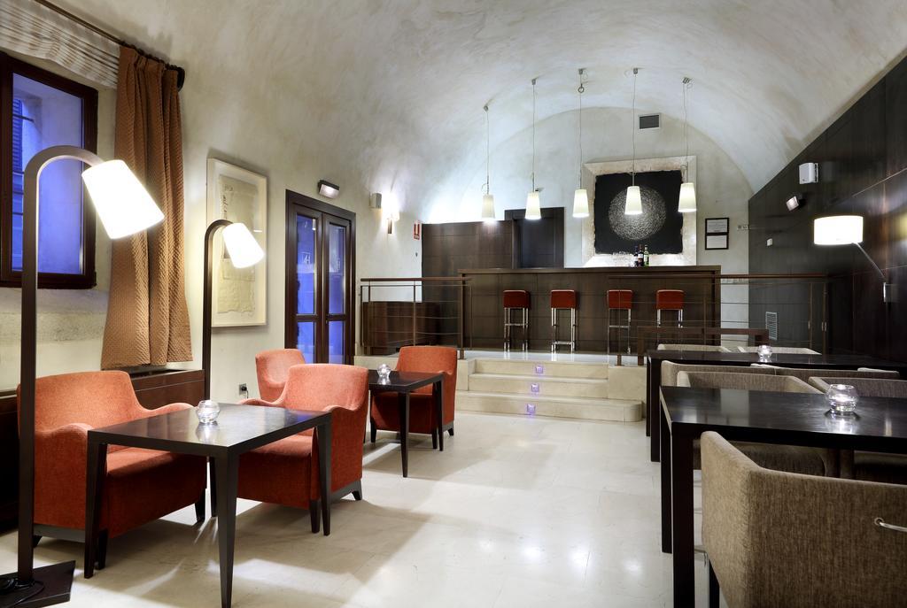 Eurostars Palacio De Santa Marta Trujillo Bagian luar foto