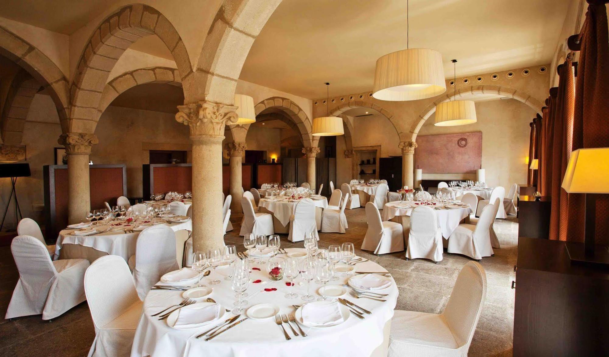 Eurostars Palacio De Santa Marta Trujillo Bagian luar foto
